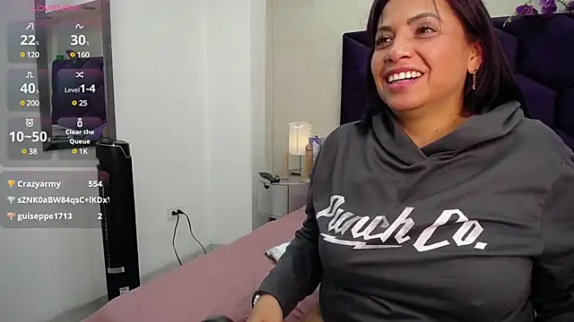 Snapshot of GochitaWild chatting on 03-17-25, 10:38 GochitaWild online show from 03-17-25, 10:38