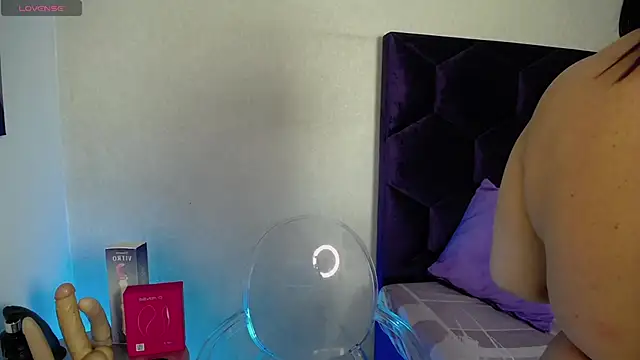 Snapshot of GochitaWild chatting on 11-06-25, 07:59 GochitaWild online show from 11-06-25, 07:59