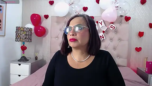 Snapshot of GochitaWild chatting on 02-16-26, 08:38 GochitaWild online show from 02-16-26, 08:38