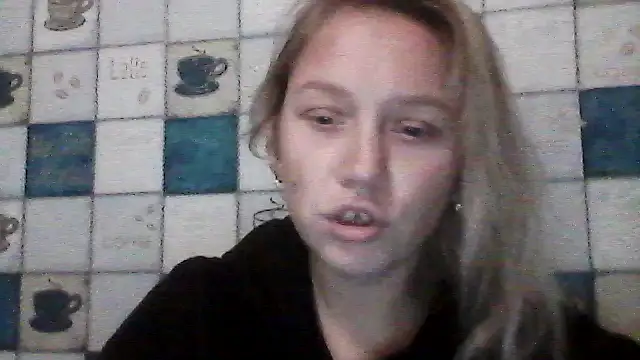 Anna wey online show from 10-25-25, 03:18