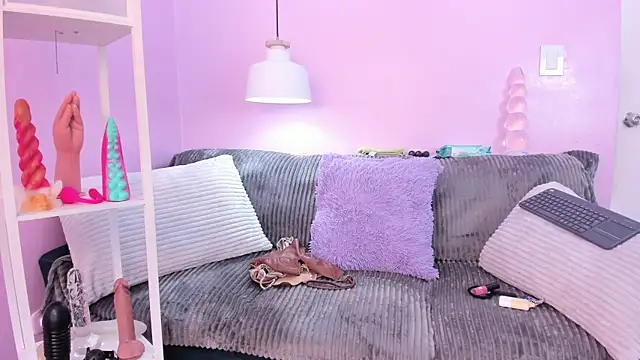 Hiyakasudere online show from 04-08-26, 06:19