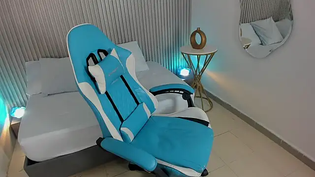 Snapshot of keithy_sex chatting on 03-22-25, 04:15 keithy sex online show from 03-22-25, 04:15