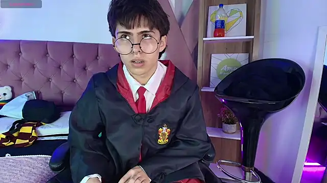 PepperTwink online show from 10-18-25, 04:08