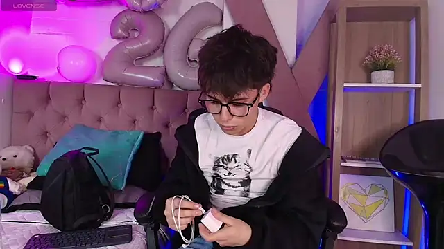 PepperTwink online show from 01-17-26, 04:43