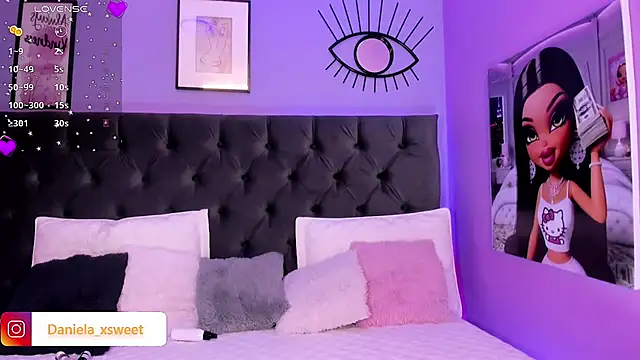 Snapshot of Danielaangelina chatting on 03-18-25, 06:14 Danielaangelina online show from 03-18-25, 06:14