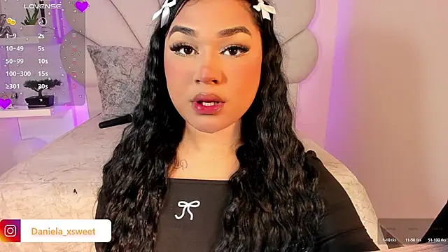 Snapshot of Danielaangelina chatting on 10-01-25, 06:30 Danielaangelina online show from 10-01-25, 06:30