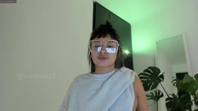 ggor4w33 online show from 02-25-26, 05:22