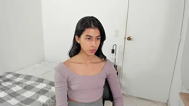 Mazikeen  18 online show from 04-07-26, 01:55