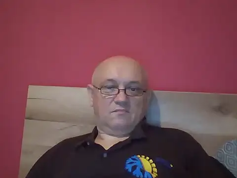 Snapshot of ruplumber chatting on 02-04-25, 10:13 ruplumber online show from 02-04-25, 10:13