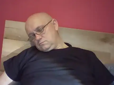 Snapshot of ruplumber chatting on 02-06-25, 01:05 ruplumber online show from 02-06-25, 01:05