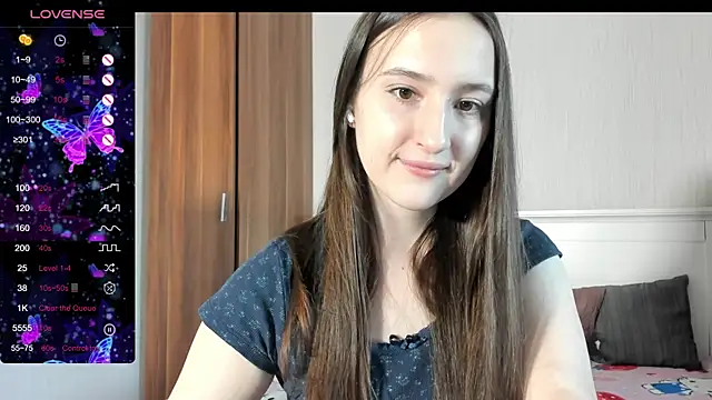 Snapshot of Cute__Nana chatting on 10-20-25, 06:25 Cute Nana online show from 10-20-25, 06:25