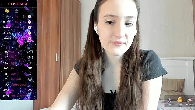 Snapshot of Cute__Nana chatting on 10-26-25, 06:30 Cute Nana online show from 10-26-25, 06:30