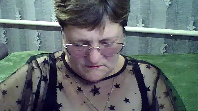 ElzaJewel online show from 10-19-25, 04:40