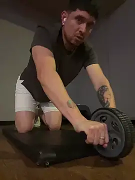 Snapshot of ILoveNYStyle chatting on 03-13-25, 05:28 ILoveNYStyle online show from 03-13-25, 05:28