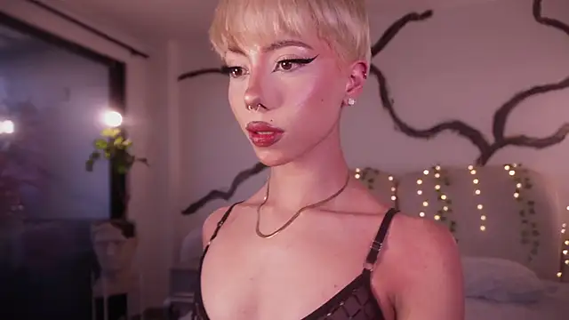 soidai miiu online show from 09-25-25, 10:46