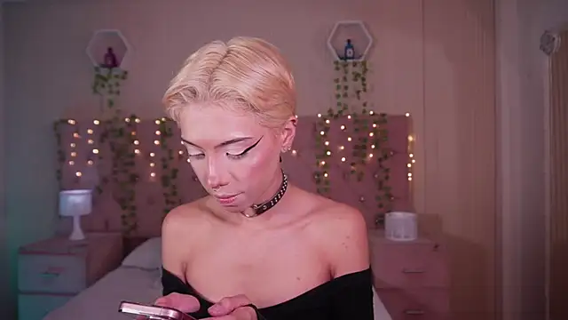 soidai miiu online show from 10-01-25, 01:39