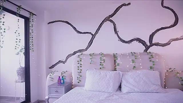 soidai miiu online show from 10-02-25, 08:27