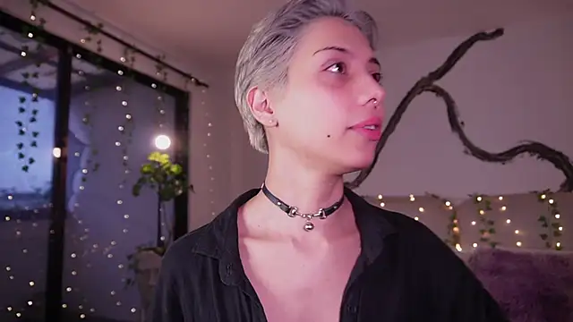 soidai miiu online show from 10-12-25, 11:20