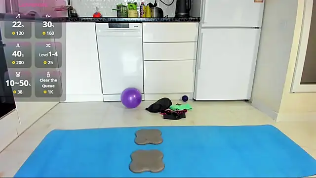 Snapshot of Katya_yoga chatting on 10-24-25, 12:12 Katya yoga online show from 10-24-25, 12:12