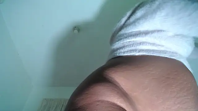 Pamela Rut  online show from 10-07-25, 07:44