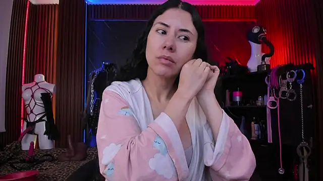 XiaQueen online show from 01-17-26, 12:21