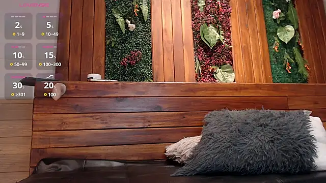 Snapshot of Gabriell_ramirez chatting on 02-21-25, 01:55 Gabriell ramirez online show from 02-21-25, 01:55