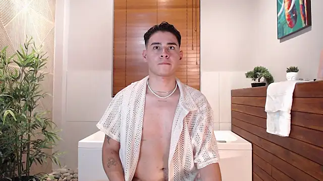 Snapshot of Gabriell_ramirez chatting on 03-17-25, 03:47 Gabriell ramirez online show from 03-17-25, 03:47