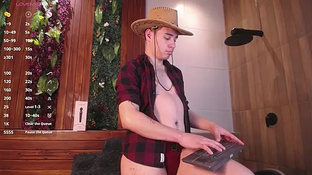 Snapshot of Gabriell_ramirez chatting on 09-24-25, 04:05 Gabriell ramirez online show from 09-24-25, 04:05