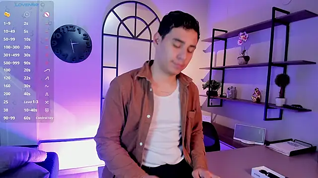 Snapshot of Gabriell_ramirez chatting on 10-01-25, 04:07 Gabriell ramirez online show from 10-01-25, 04:07