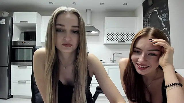 Snapshot of lisenok chatting on 10-12-25, 07:02 lisenok online show from 10-12-25, 07:02