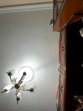 yeiyei oficial online show from 10-19-25, 09:43