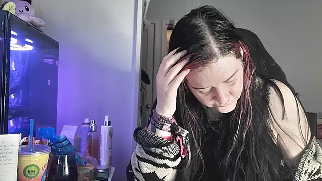 AureliaXOX online show from 01-17-26, 10:09