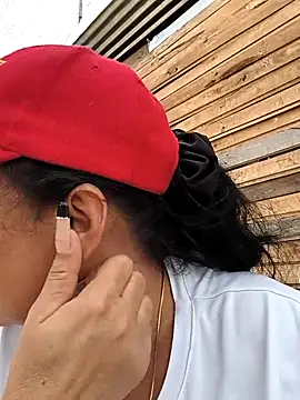 Snapshot of thefuckingowneroftits chatting on 02-20-26, 06:30 thefuckingowneroftits online show from 02-20-26, 06:30