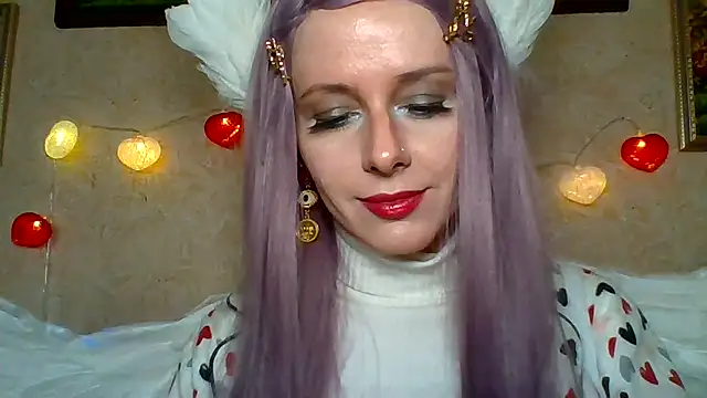 Snapshot of LuminousLady chatting on 02-14-25, 08:05 LuminousLady online show from 02-14-25, 08:05