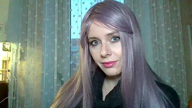 Snapshot of LuminousLady chatting on 02-18-25, 04:58 LuminousLady online show from 02-18-25, 04:58