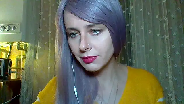 Snapshot of LuminousLady chatting on 02-24-25, 05:53 LuminousLady online show from 02-24-25, 05:53