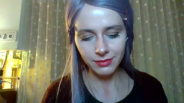 Snapshot of LuminousLady chatting on 03-05-25, 12:27 LuminousLady online show from 03-05-25, 12:27