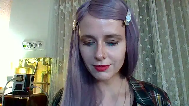 Snapshot of LuminousLady chatting on 03-12-25, 09:56 LuminousLady online show from 03-12-25, 09:56