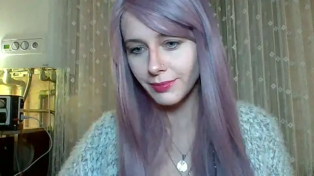 Snapshot of LuminousLady chatting on 03-14-25, 06:29 LuminousLady online show from 03-14-25, 06:29