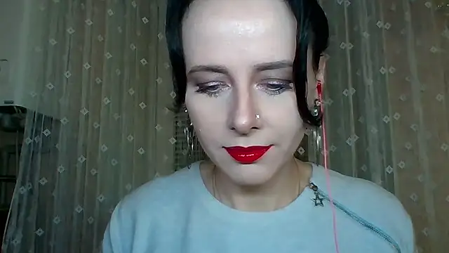 LuminousLady online show from 12-14-25, 06:12