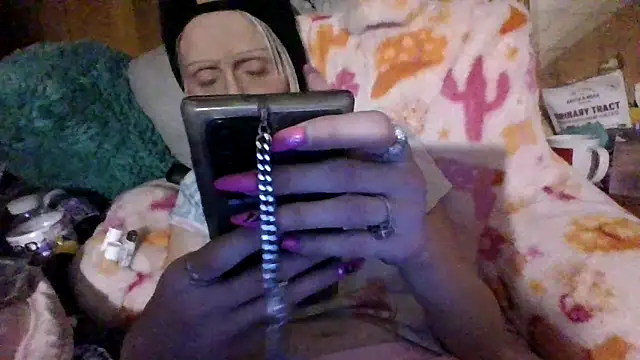 Snapshot of beautifulme23 chatting on 02-18-25, 04:58 beautifulme23 online show from 02-18-25, 04:58