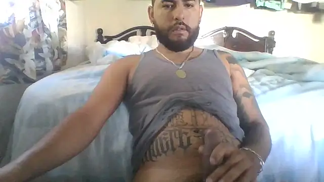 Snapshot of dickman10 chatting on 04-29-26, 02:43 dickman10 online show from 04-29-26, 02:43