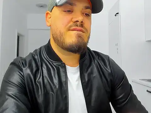 ZackMasterss online show from 10-22-25, 07:35