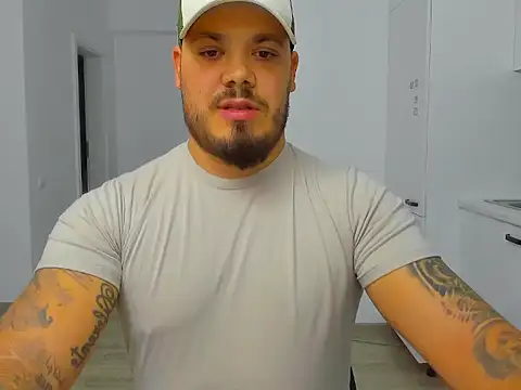 ZackMasterss online show from 11-04-25, 07:13