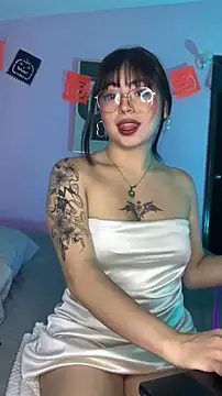 Snapshot of Valu_euphoria chatting on 10-24-25, 10:39 Valu euphoria online show from 10-24-25, 10:39