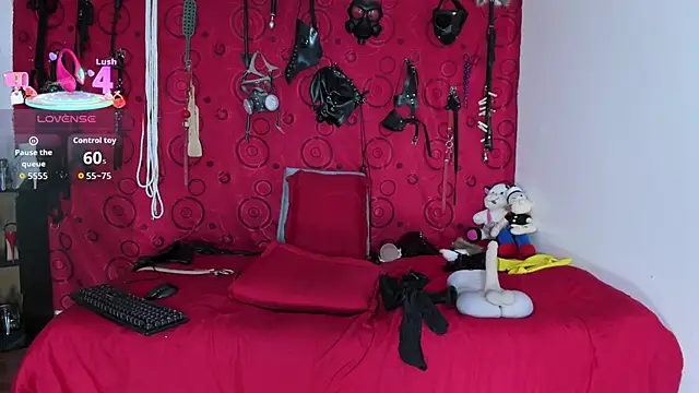 aurora cullen  online show from 06-22-26, 10:34