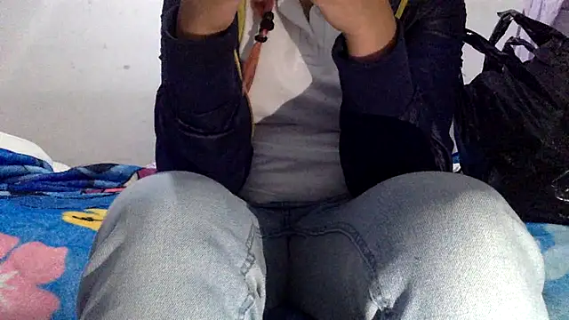 sharonlopez9611 online show from 03-24-26, 02:49