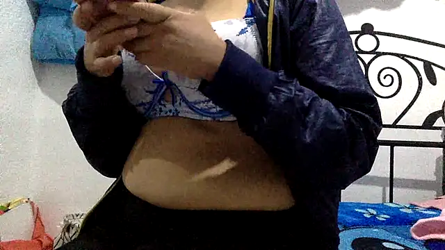 sharonlopez9611 online show from 04-10-26, 03:45