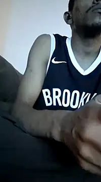 Mineirinho043 online show from 03-15-25, 04:13