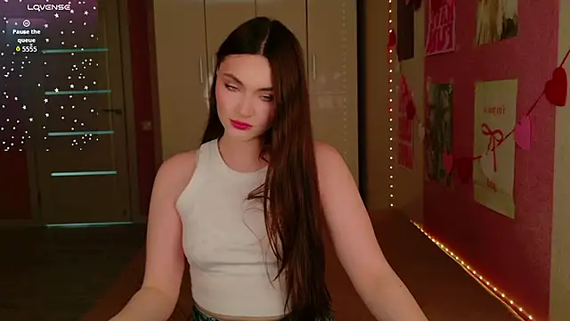 Kira Jin online show from 03-09-26, 07:23